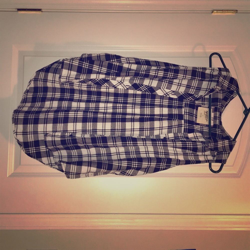 Arizona Jean Co. cutoff cardigan button-up.